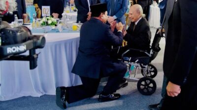 Pertemuan Hangat Prabowo dan Emil Salim di Peluncuran BPI Danantara: Sejarah dan Harapan Investasi