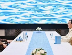 Prabowo Mengundang Jokowi Buka Puasa Bersama di Istana