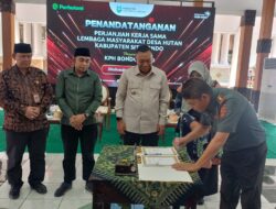 Penandatanganan Perjanjian Kerjasama Petani Hutan Situbondo Bersama Perhutani KPH Bondowoso